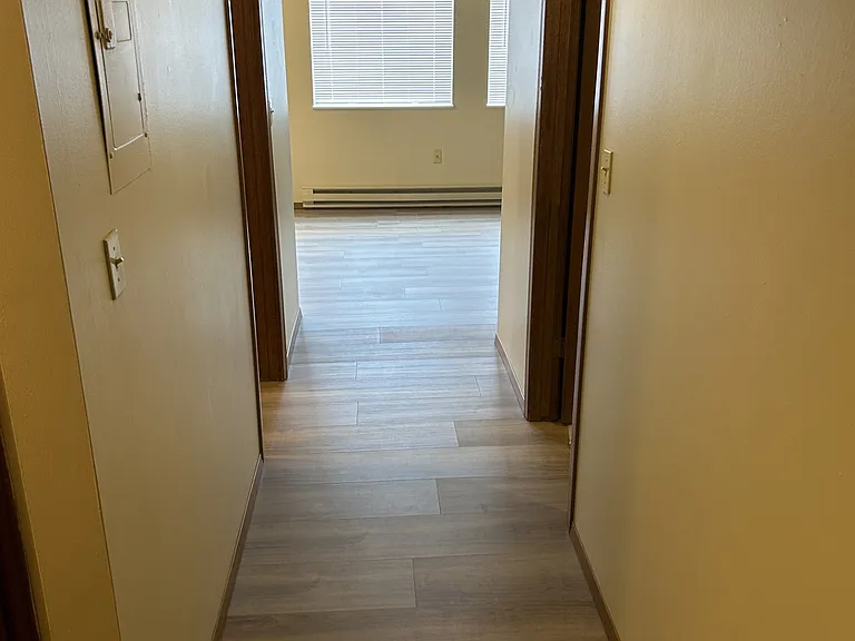 1904 W 2nd Ave #3 — Photo 10