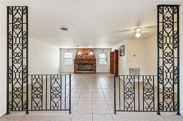 4510 Read Blvd — Photo 3