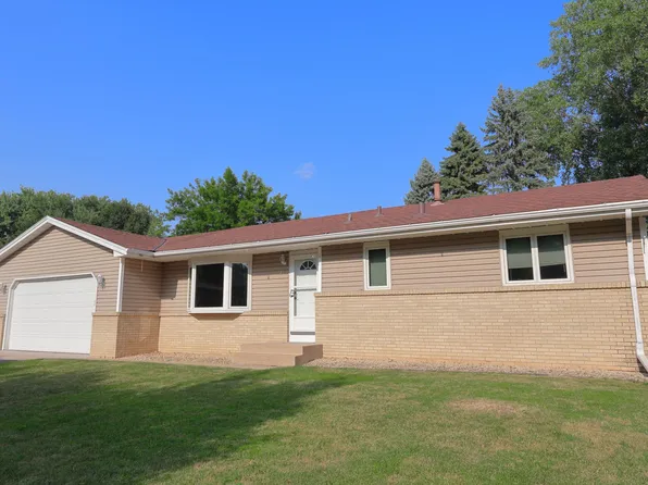 67 13th Ave SW, New Brighton, MN 55112
