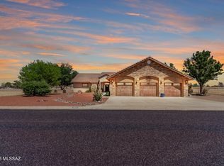 380 N Geneva Estates Rd, Pearce, AZ 85625