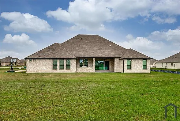 4013 Tamarack Ln — Photo 5