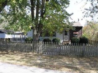 2106 Eggleston Rd, Rockford, IL 61108