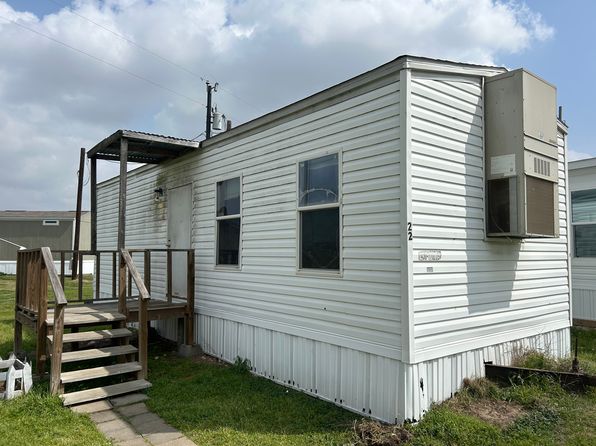 5675 E Austin St