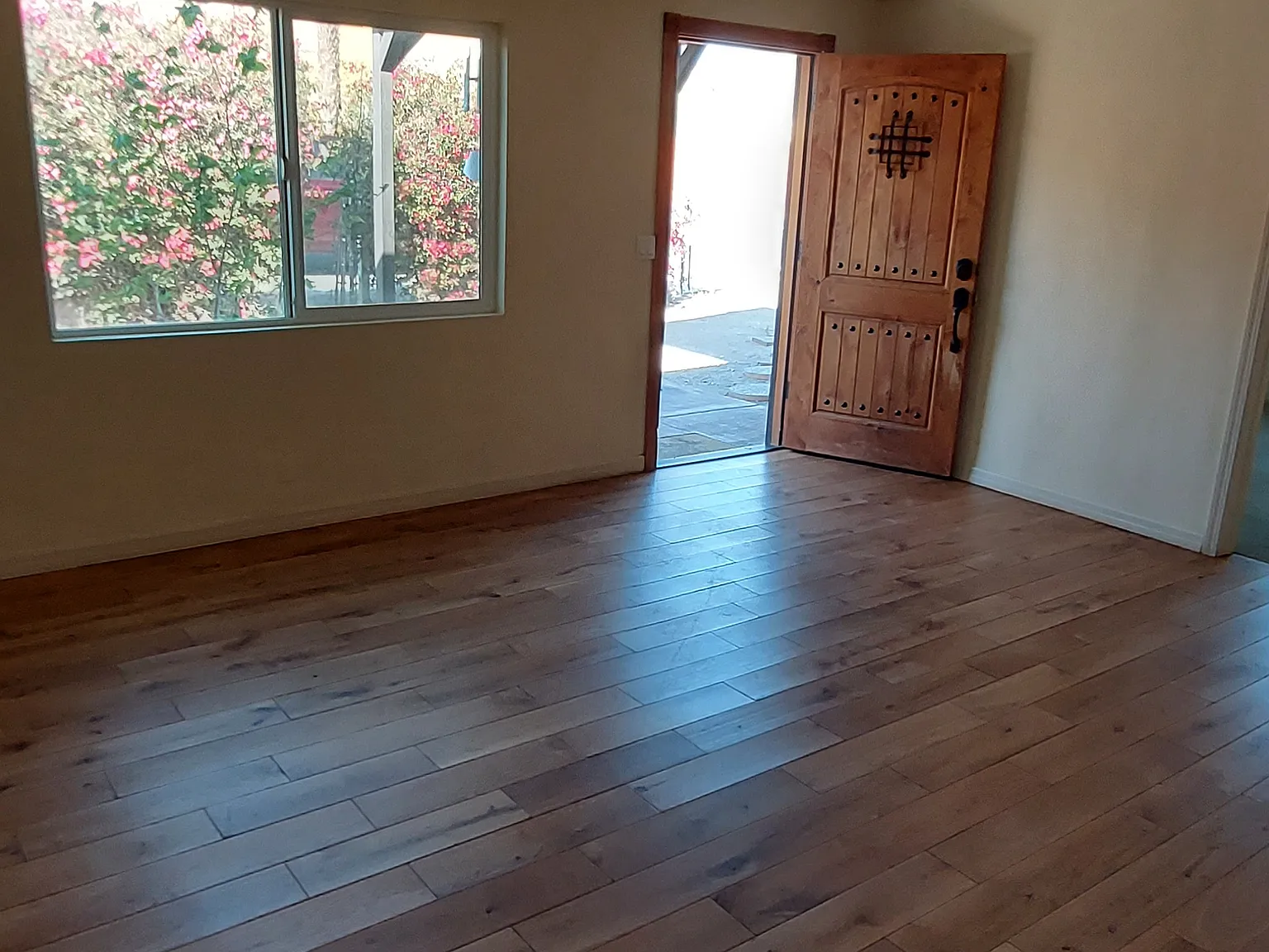 84065 Manila Ave — Photo 3