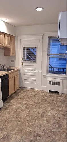 43 Eddie St #1-R Photo 1