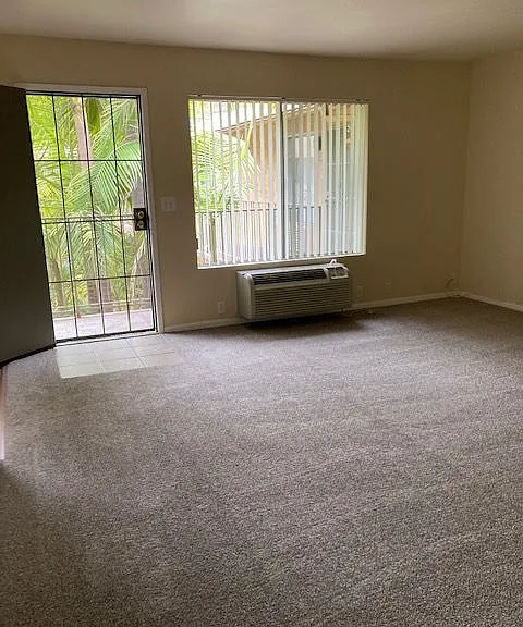 Adobe Falls Village Apartments — Photo 25