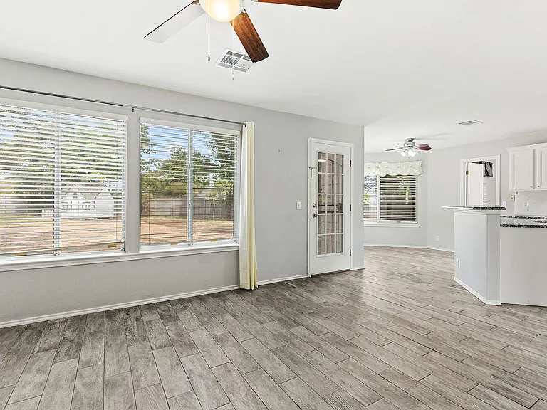 16802 Bailey Jean Dr — Photo 7