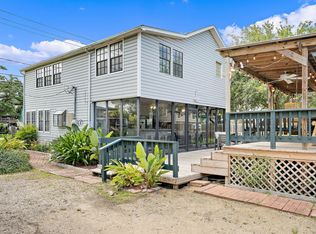 515 Clear Lake Rd, Clear Lake Shores, TX 77565