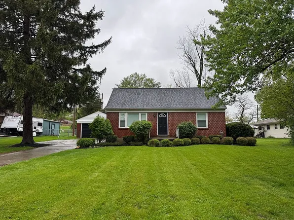 1353 Ridgeway Dr, Springfield, OH 45506
