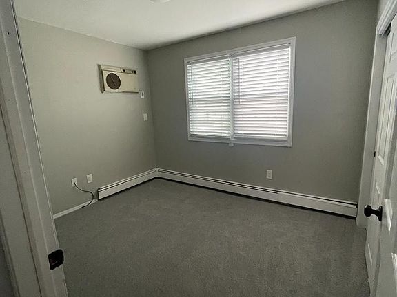 3rd image of 15814 87th St #1
