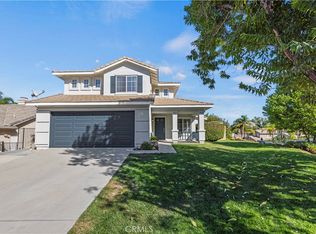 30352 Falls Dr, Castaic, CA 91384