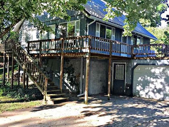 2nd image of 1013 Circle Dr