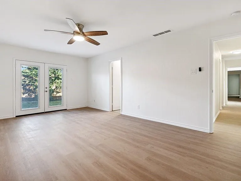 15641 Terrace Lawn Cir — Photo 5