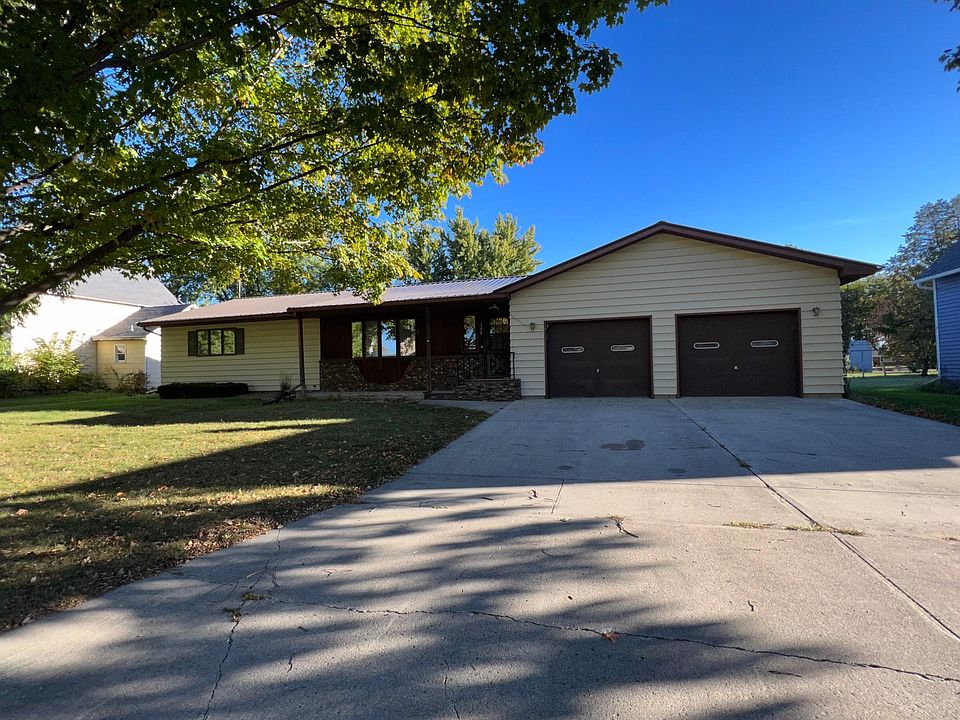 208 2nd St E, MN 56266 Zillow