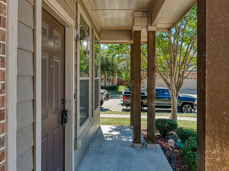 366 Schirra Ct — Photo 4