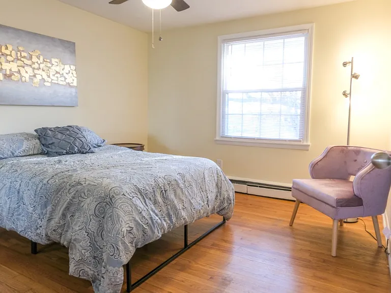 105 N Willow St #5 — Photo 4