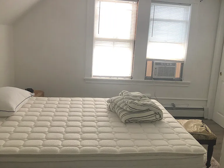 40 Seafoam Ave #2 — Photo 11