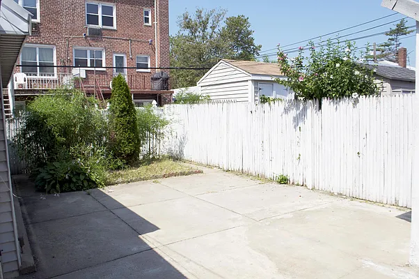 Sold by Fillmore | media 4