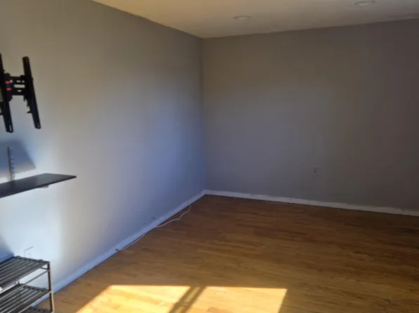 1723 41st Street image 4 of 11