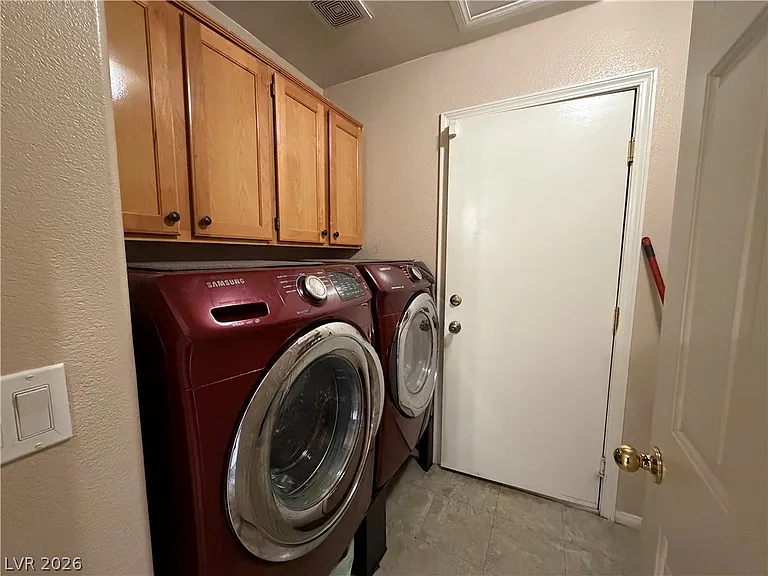 6405 Steamship Ct — Photo 18
