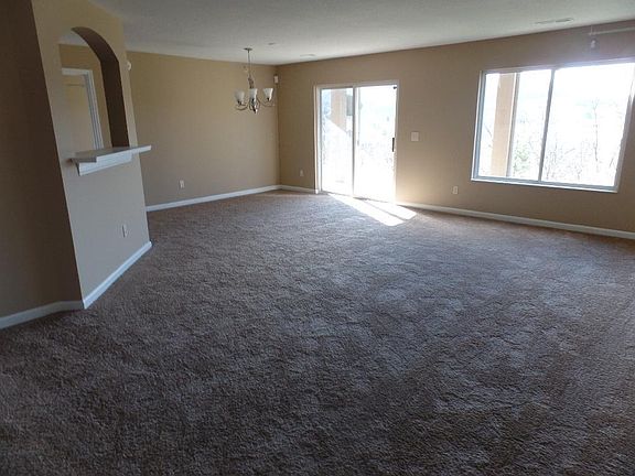 4th image of 2237 Rolling Hills Dr