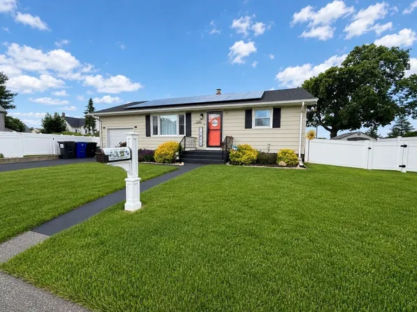 1530 Cottage Ave, Bethlehem, PA 18018