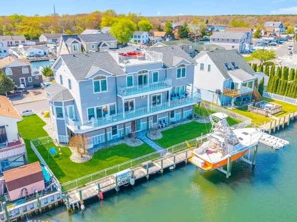 6 Capstan Rd, Ocean Twp., NJ 08758