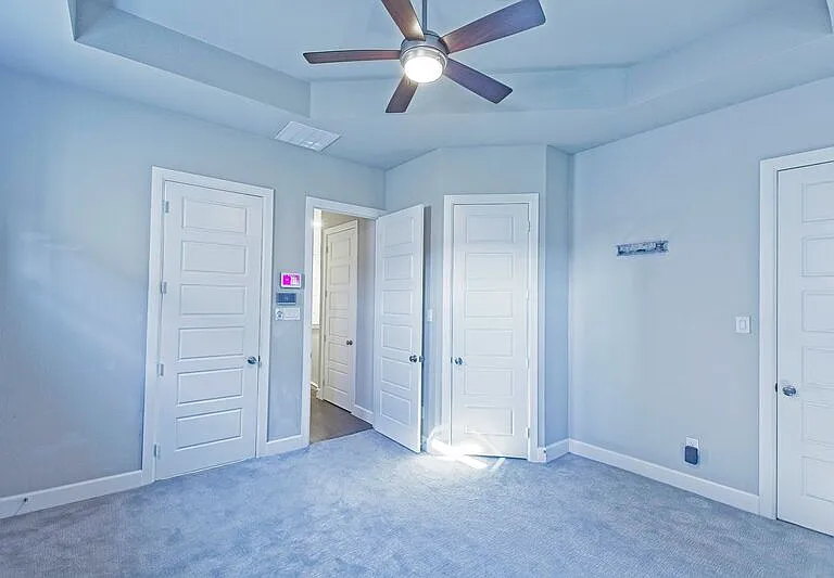 5319 Holland Ave — Photo 31