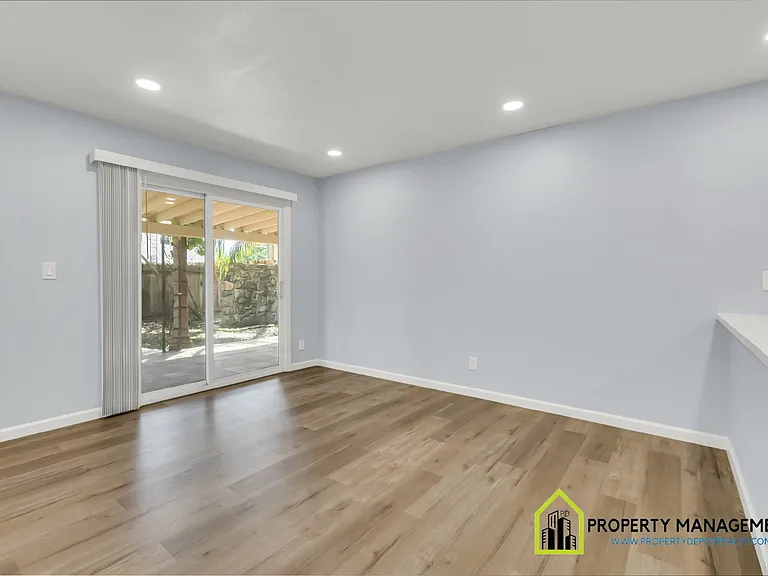5334 Karbet Way — Photo 13