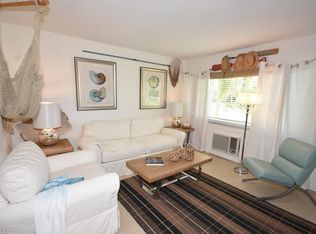 421 12th Ave S APT A7, Naples, FL 34102