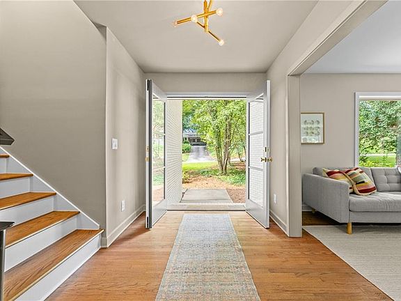 3rd image of 2820 Ponderosa Cir