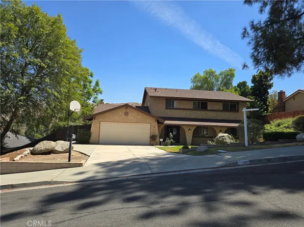 5740 Via Cervantes, Riverside, CA 92506