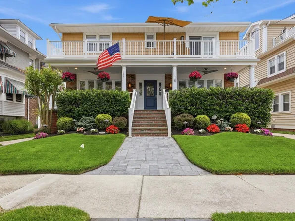 15 S Somerset Ave, Ventnor, NJ 08406