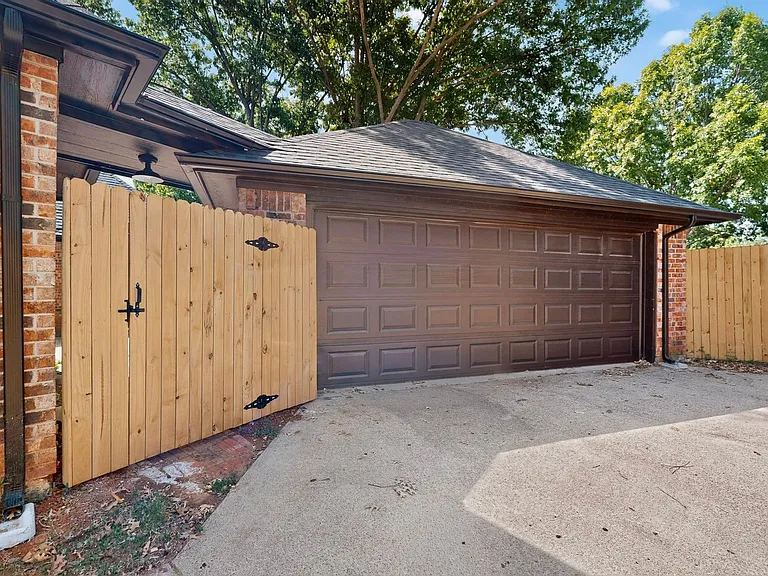 720 Cliffmoor Dr — Photo 42
