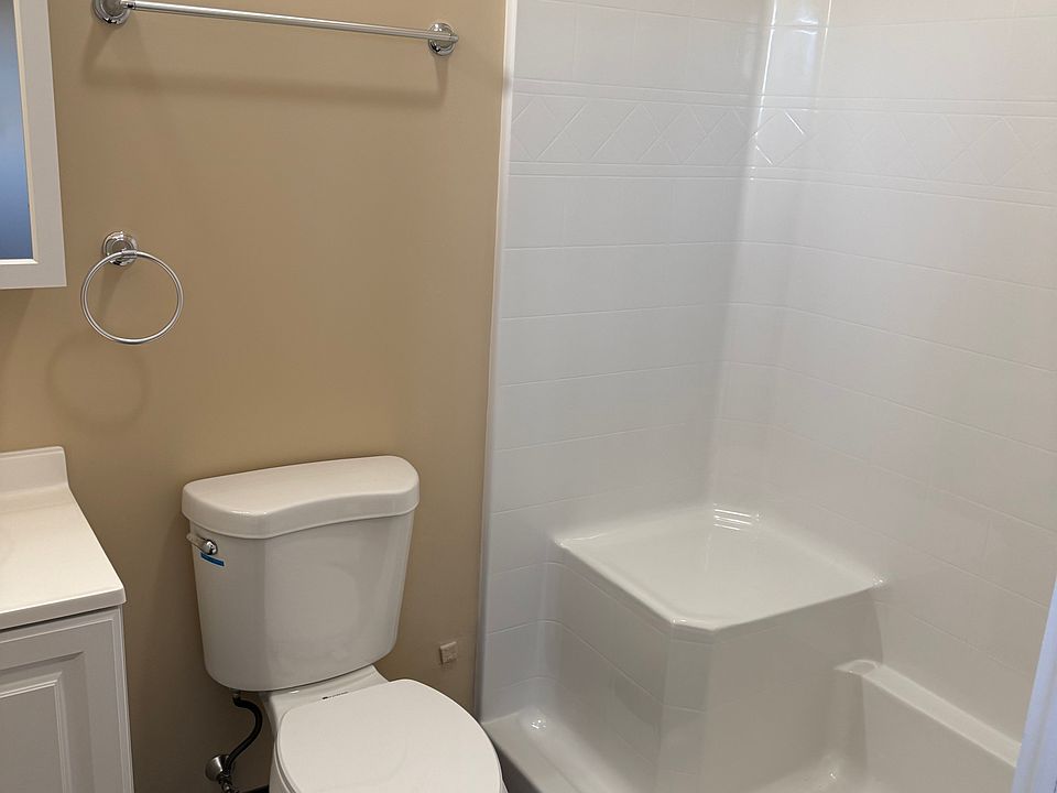 1st image of 1601 Beaver St #101