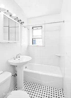 Rented by Citi Habitats | media 17