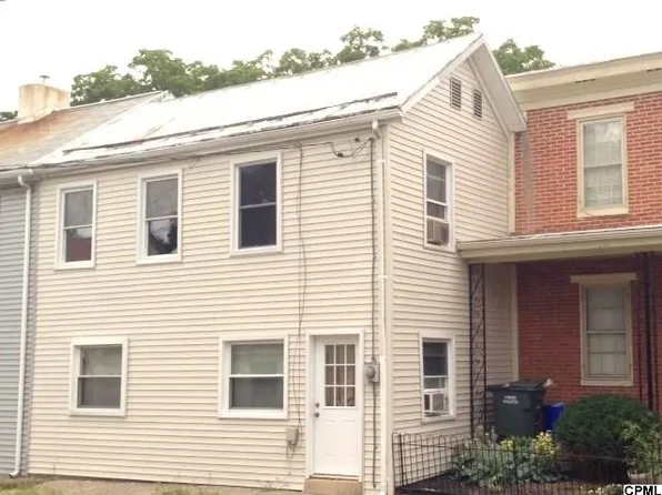 1272 Boiling Springs Rd, Boiling Springs, PA 17007