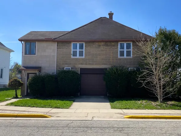 103 E Park Ln, Verona, WI 53593