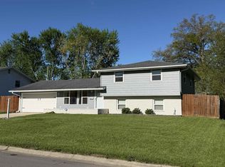 5010 Roberta Dr, Fort Wayne, IN 46806