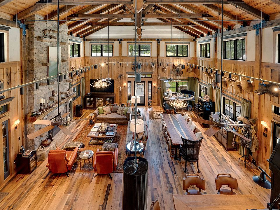 13th image of this home