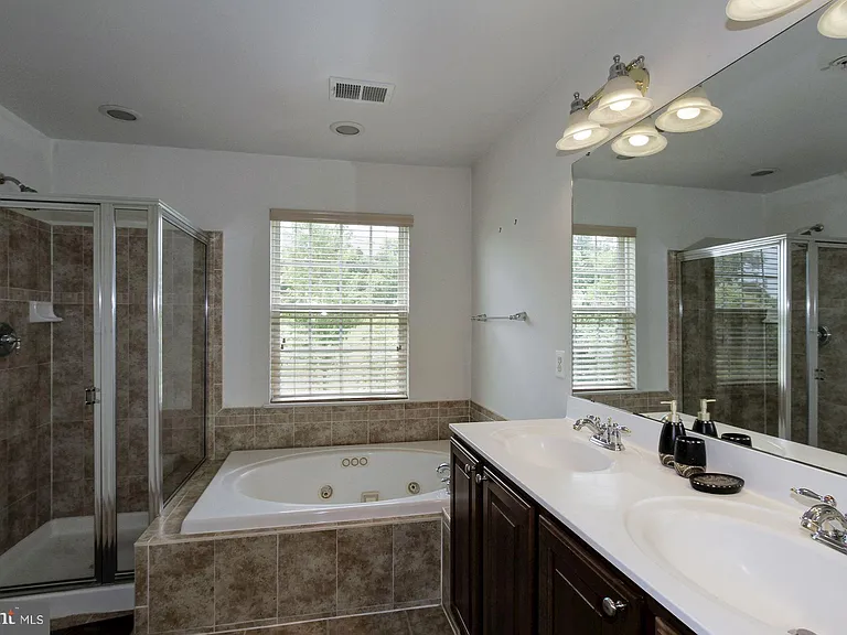 7055 Oak Grove Way #119 — Photo 23