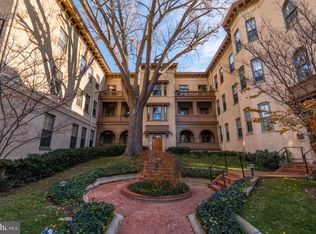 1527 30th St NW APT B31, Washington, DC 20007