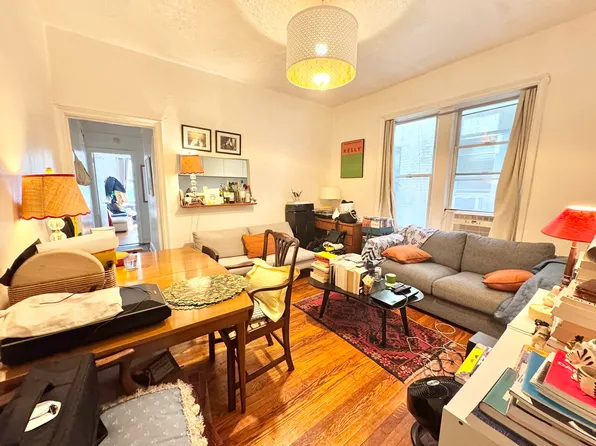 4815 4th Avenue image 2 of 9