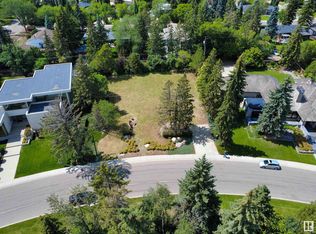 9716 Riverside Dr NW, Edmonton, AB T5N 3M6