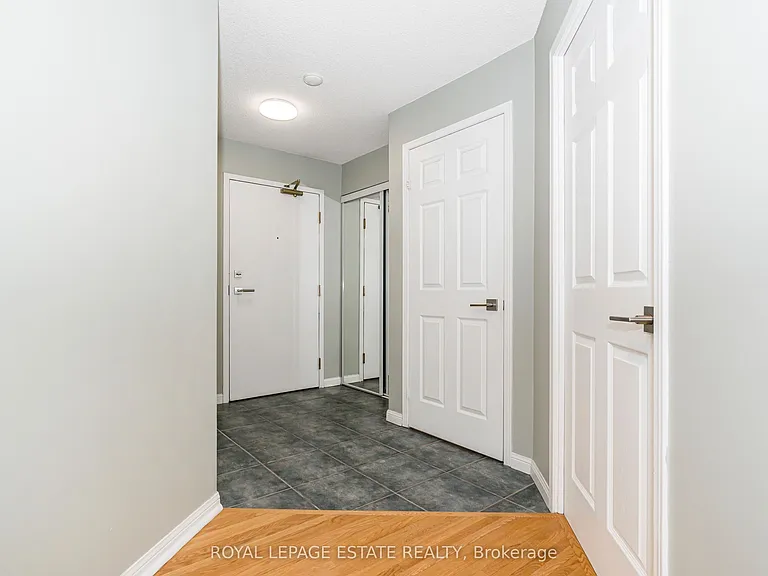 109 Front St E #515 — Photo 41