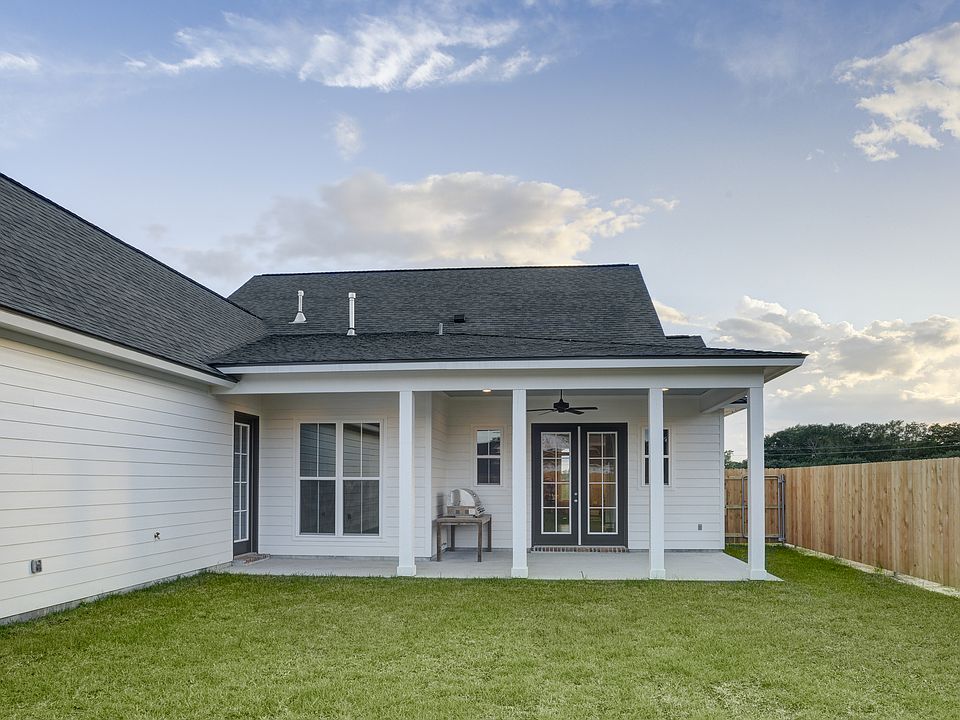 Constantine Plan, Manuel Builders SWLA Design Center, Lake Charles