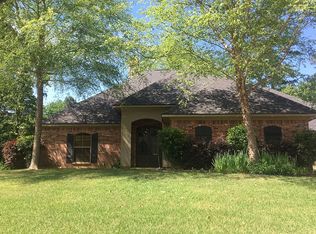 9818 E Chase Cir, Shreveport, LA 71118
