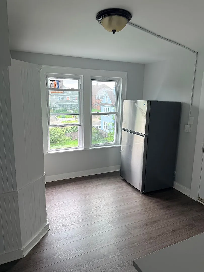 29 Atwater Street — Photo 2