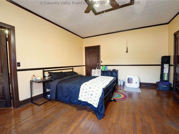 charleston-west-virginia-244529180 picture