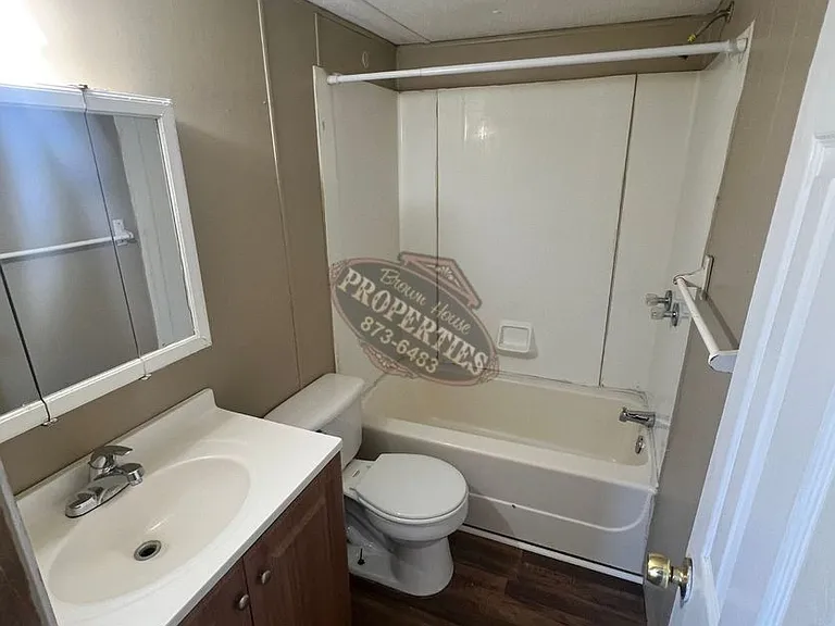 1598 Hill Rd — Photo 8